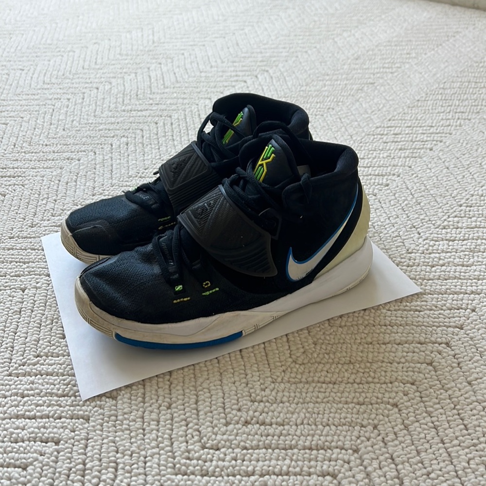 Kyrie 6 size 4 youth worn